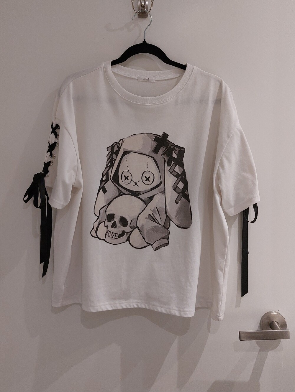 Pal elfy | Bunny Ear Lace-up T-shirt